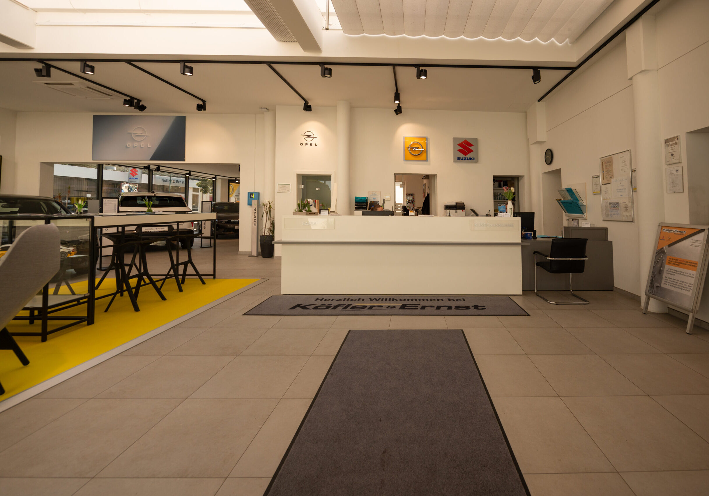 Eingangsbereich Autohuas Koefler Ernst
